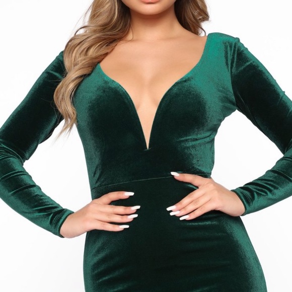 Gorgeous elegant teal gown - Picture 4 of 4